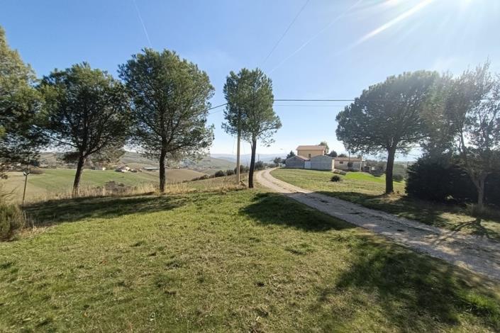 Image No.6-5 Bed Farmhouse for sale