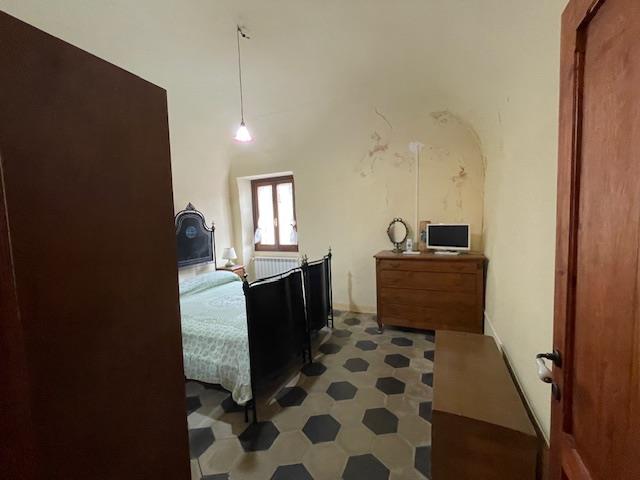 Image No.22-2 Bed Apartment for sale