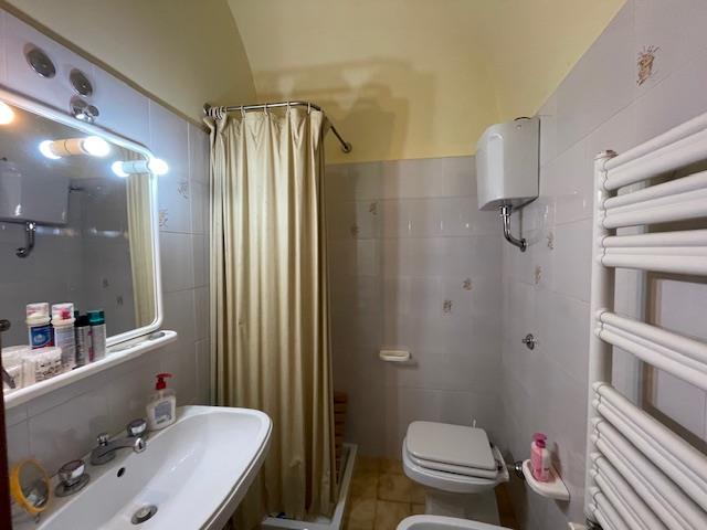 Image No.25-2 Bed Apartment for sale