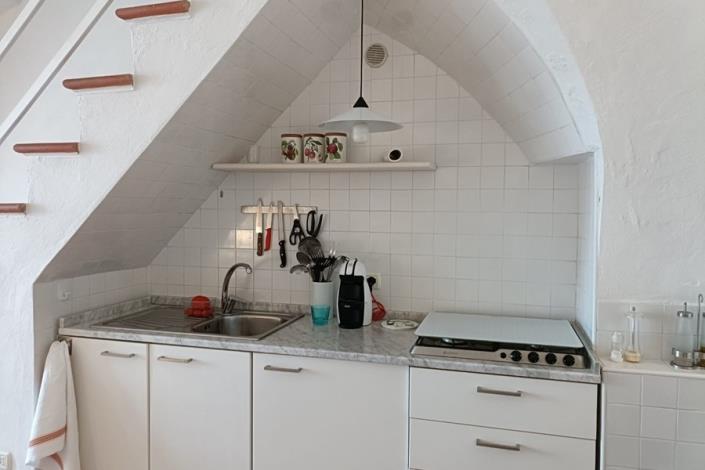 Image No.9-2 Bed Townhouse for sale