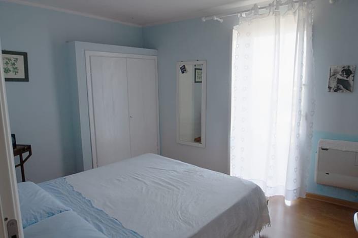 Image No.13-2 Bed Townhouse for sale