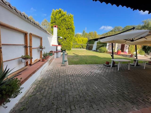 Image No.18-5 Bed Country House for sale