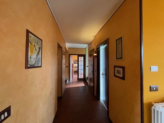 Image No.19-5 Bed Country House for sale