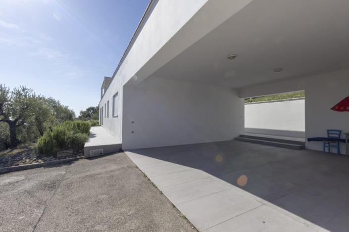 Image No.35-4 Bed Villa for sale