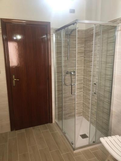 Image No.13-2 Bed Country House for sale