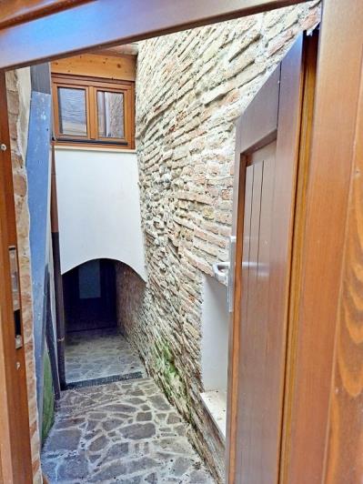 Image No.4-2 Bed Townhouse for sale