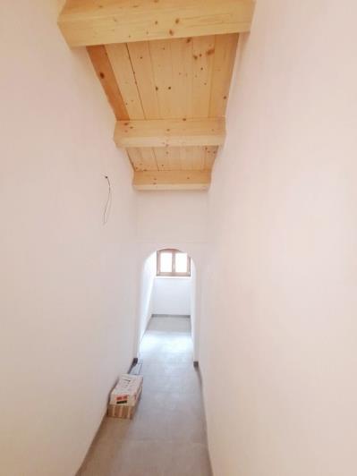 Image No.13-2 Bed Townhouse for sale