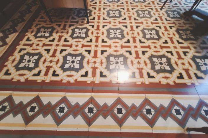 Image No.4-5 Bed Apartment for sale