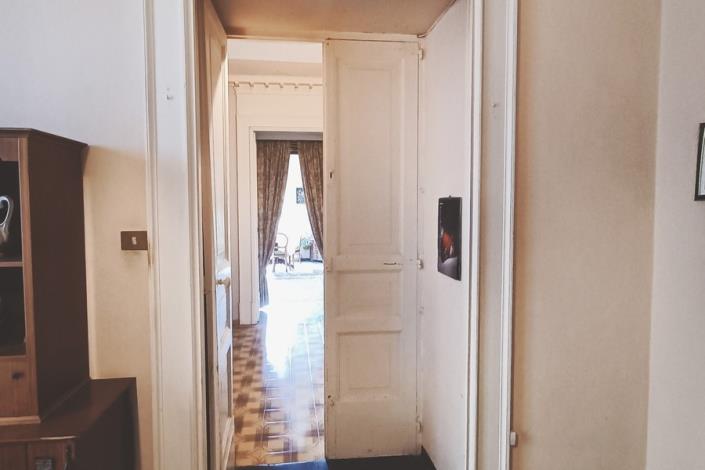 Image No.20-5 Bed Apartment for sale