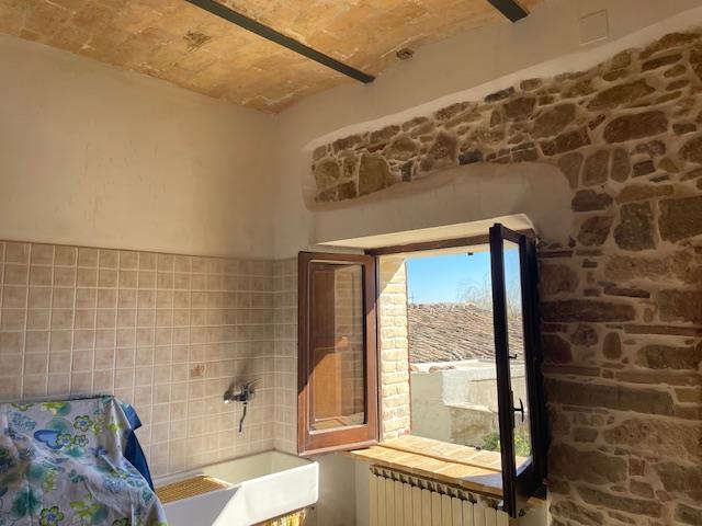 Image No.24-4 Bed Townhouse for sale