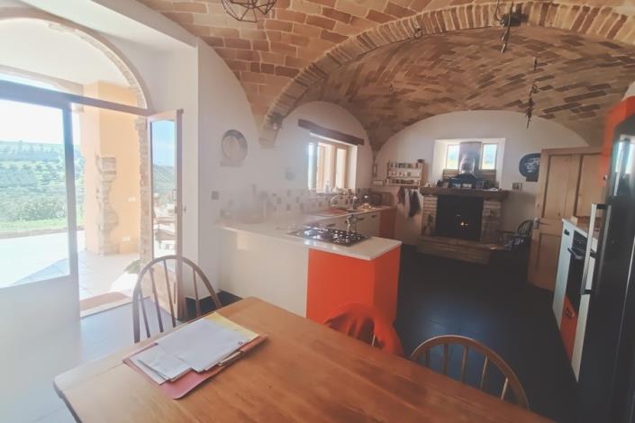 Image No.24-4 Bed Country House for sale