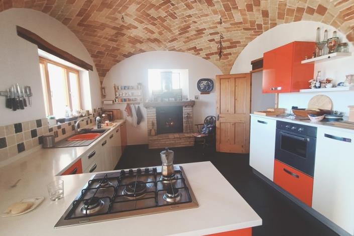 Image No.25-4 Bed Country House for sale