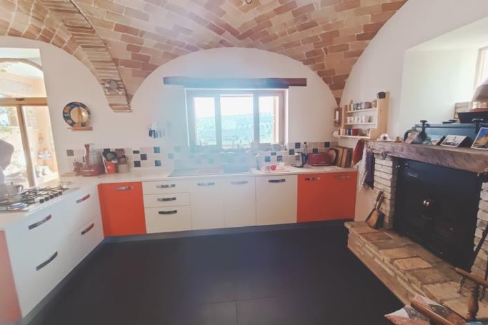 Image No.26-4 Bed Country House for sale