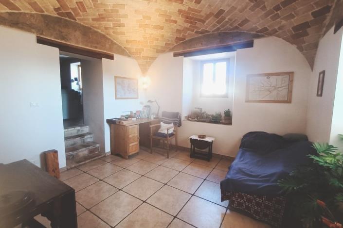 Image No.28-4 Bed Country House for sale