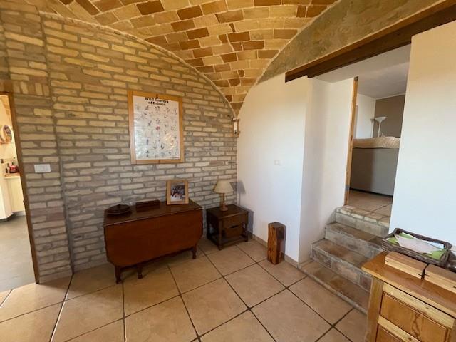 Image No.30-4 Bed Country House for sale