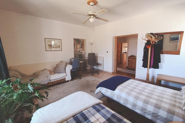 Image No.53-4 Bed Country House for sale