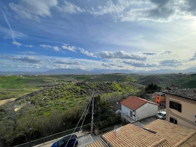Image No.54-Appartement de 2 chambres à vendre à Pianella