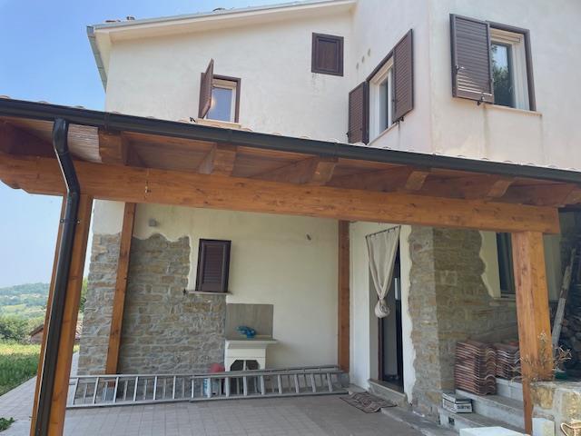 Image No.12-3 Bed Country House for sale