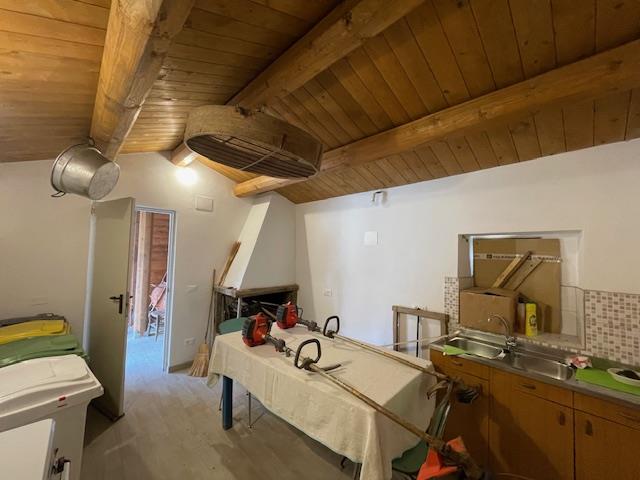 Image No.21-3 Bed Country House for sale