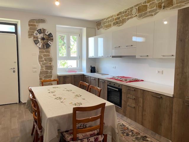 Image No.28-3 Bed Country House for sale