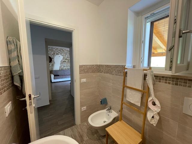 Image No.41-3 Bed Country House for sale