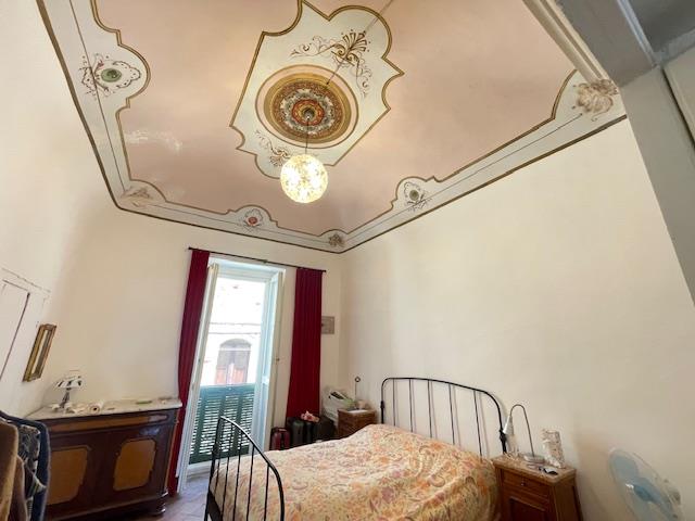 Image No.36-4 Bed Townhouse for sale