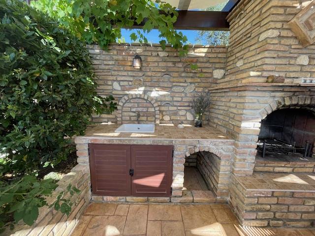 Image No.18-8 Bed Country House for sale