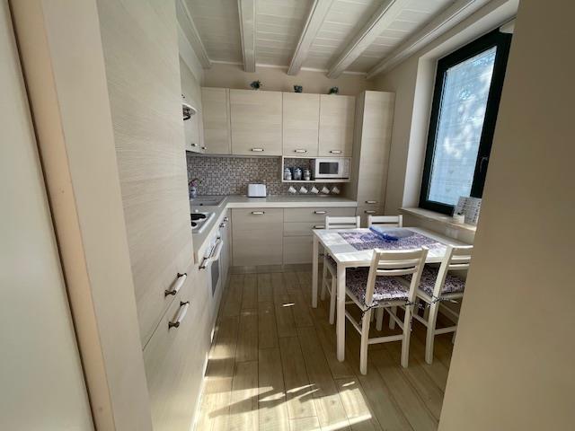 Image No.43-8 Bed Country House for sale