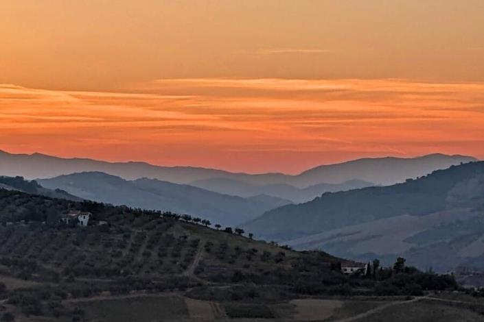 Image No.4-2 Bed Country House for sale