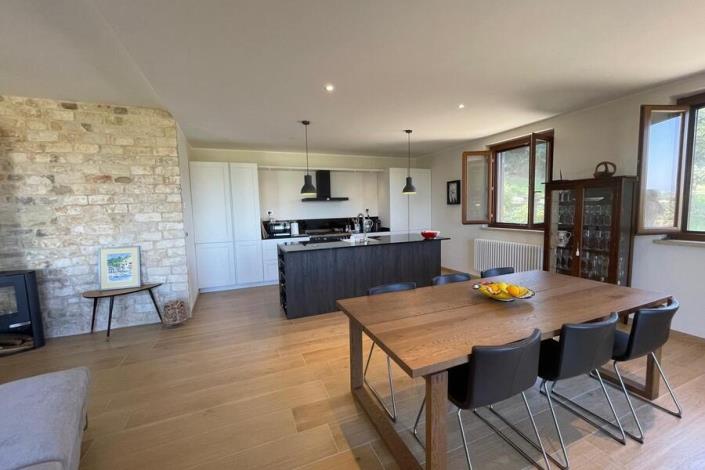 Image No.15-2 Bed Country House for sale