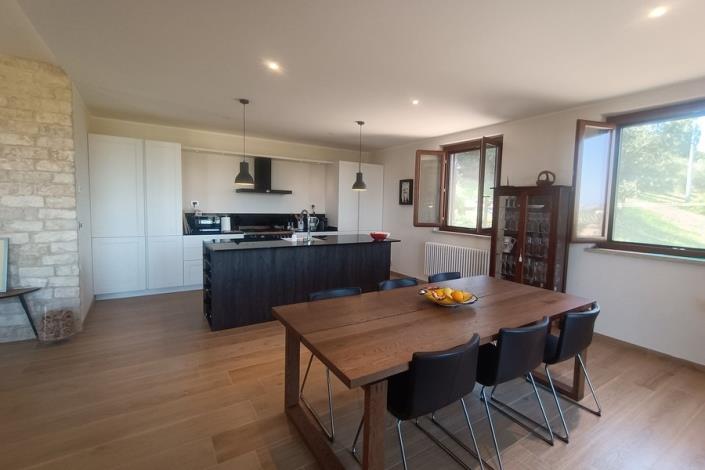 Image No.16-2 Bed Country House for sale