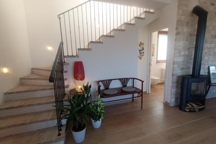 Image No.28-2 Bed Country House for sale