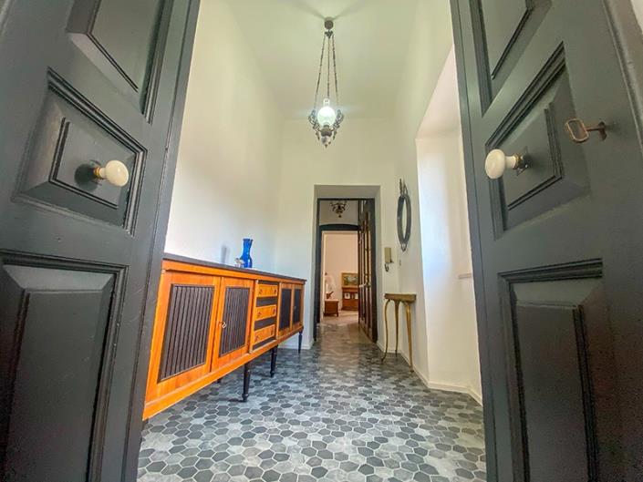 Image No.2-4 Bed Apartment for sale