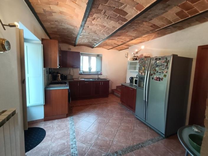 Image No.19-2 Bed Country House for sale