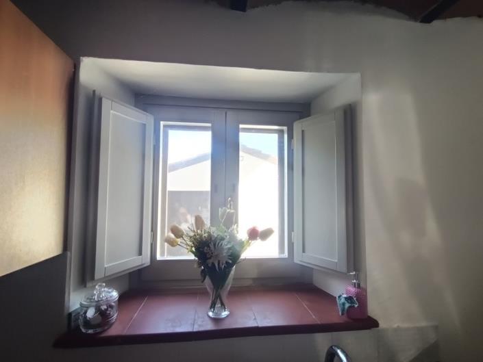 Image No.21-2 Bed Country House for sale