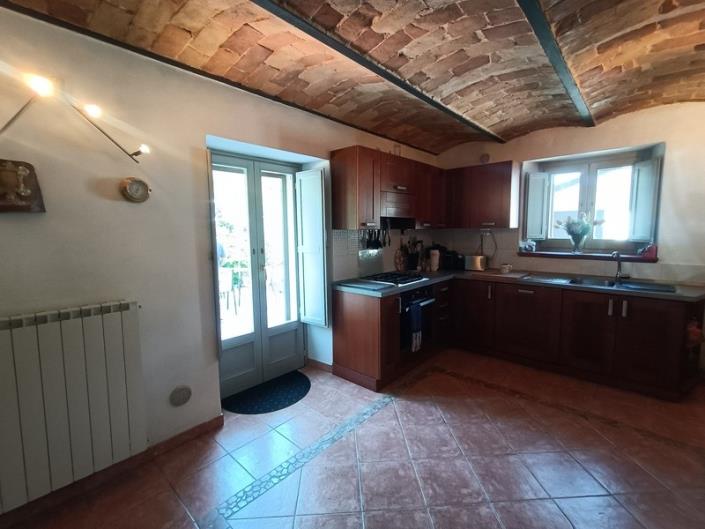 Image No.22-2 Bed Country House for sale