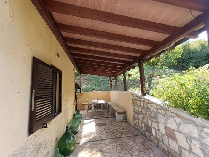 Image No.32-2 Bed Country House for sale