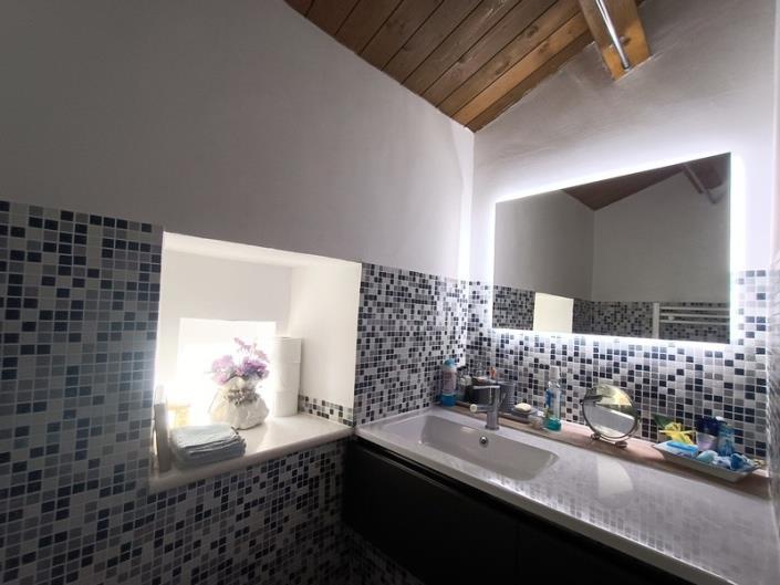 Image No.37-2 Bed Country House for sale