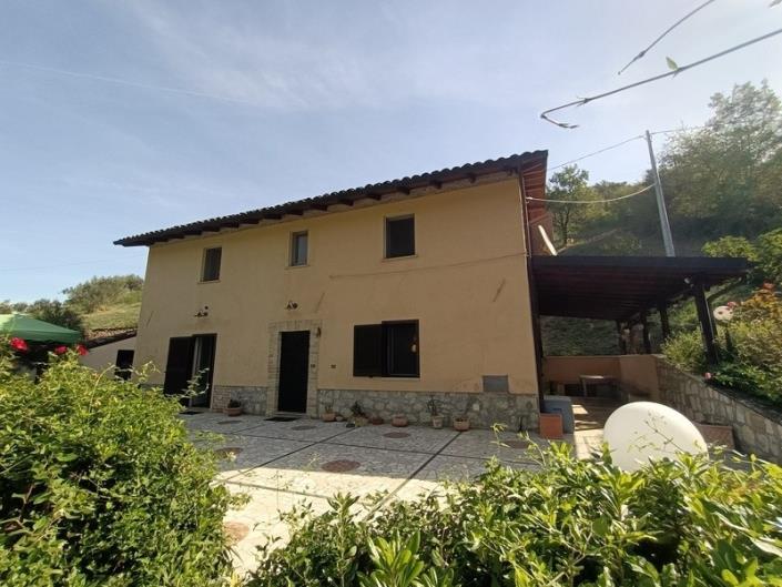 Image No.39-2 Bed Country House for sale