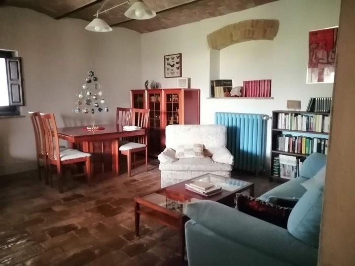 Image No.8-2 Bed Country House for sale