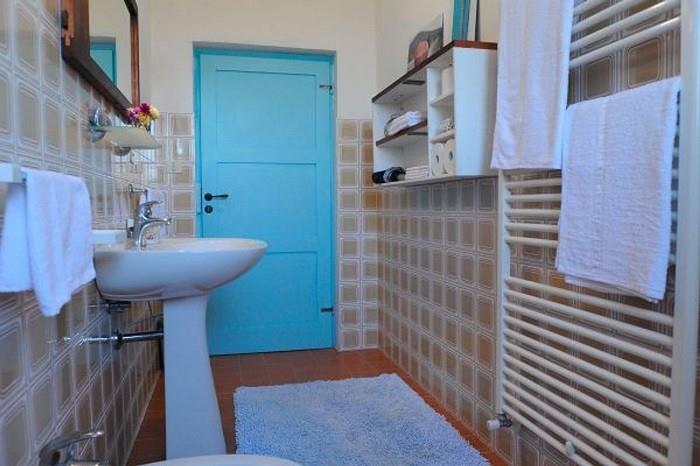 Image No.21-2 Bed Country House for sale