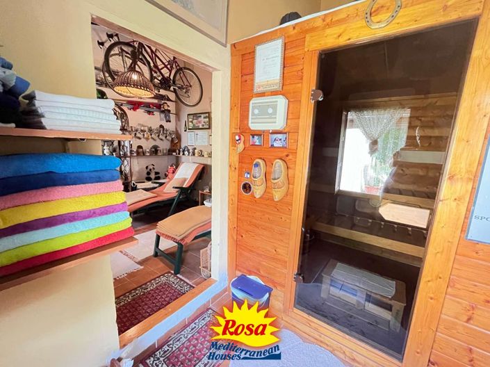 Image No.19-2 Bed Chalet for sale