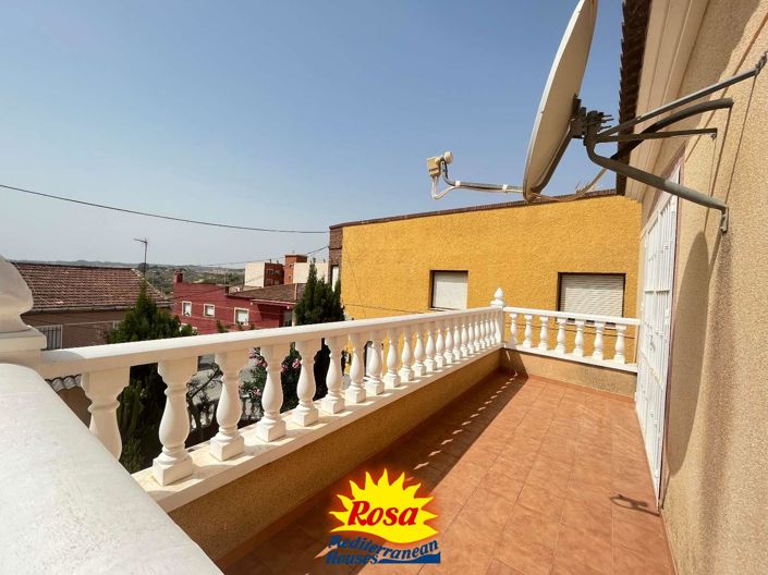 Image No.37-2 Bed Chalet for sale