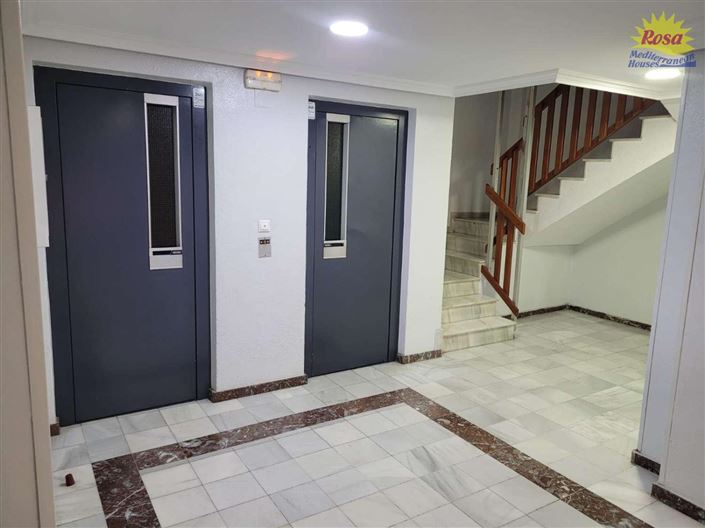 Image No.6-3 Bed Property for sale