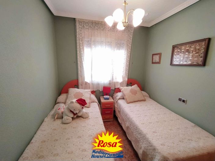 Image No.17-3 Bed Duplex for sale