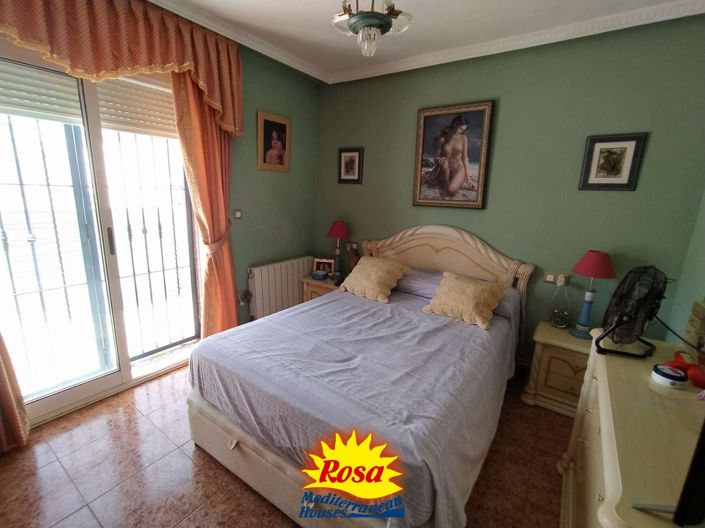 Image No.20-3 Bed Duplex for sale