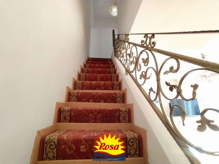 Image No.13-4 Bed Duplex for sale