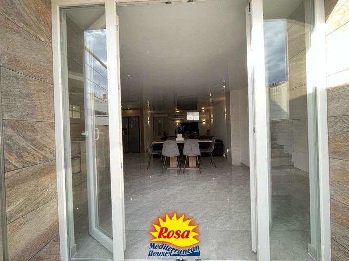 Image No.30-3 Bed Chalet for sale