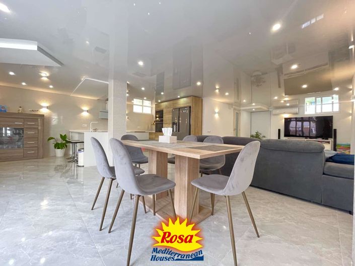 Image No.31-3 Bed Chalet for sale