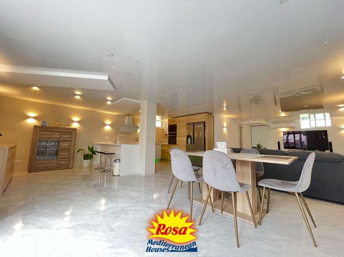 Image No.32-3 Bed Chalet for sale